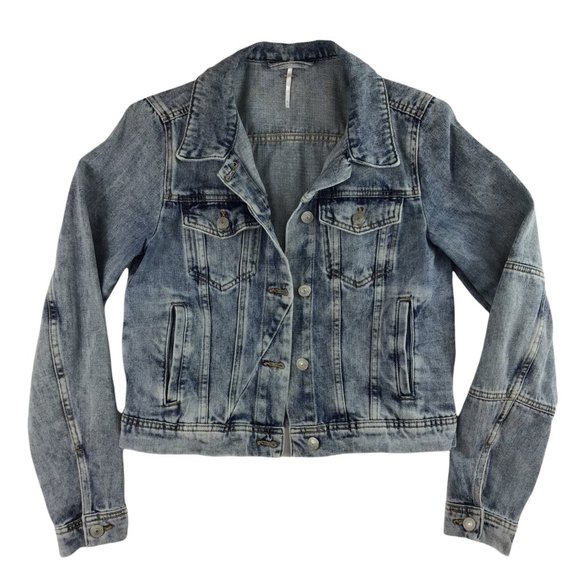 Free People denim jean jacket Rumors S cropped oversized blue medium wash